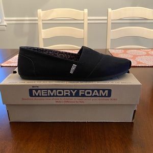 Bobs by Skechers Plush Peace & Love Slip On